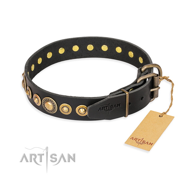 Natural genuine leather dog collar made of top rate material with durable fittings