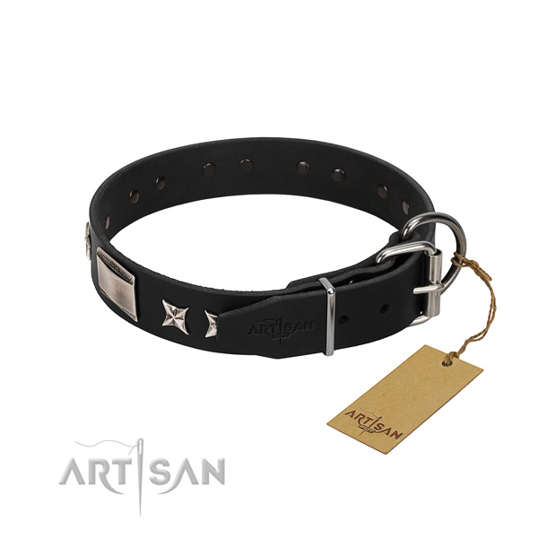 Reliable leather dog collar with corrosion proof D-ring