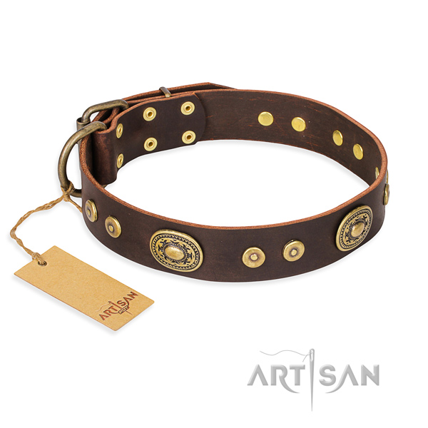 Natural genuine leather dog collar made of top rate material with durable traditional buckle