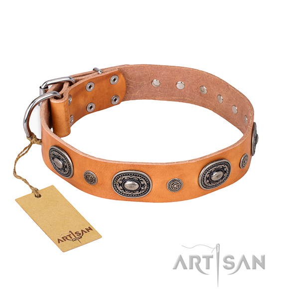 Reliable natural genuine leather collar made for your canine