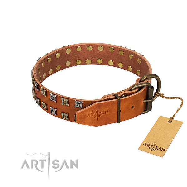Strong natural leather dog collar made for your pet